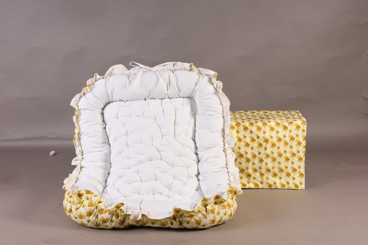 Sunny Elephant Snuggles Cotton Gaddi Set