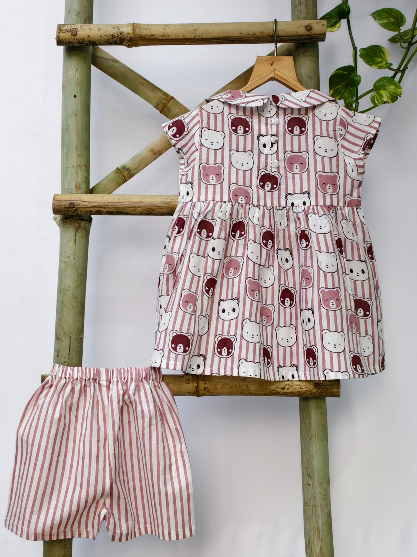 Peekaboo Faces Loungewear Co-ord Set