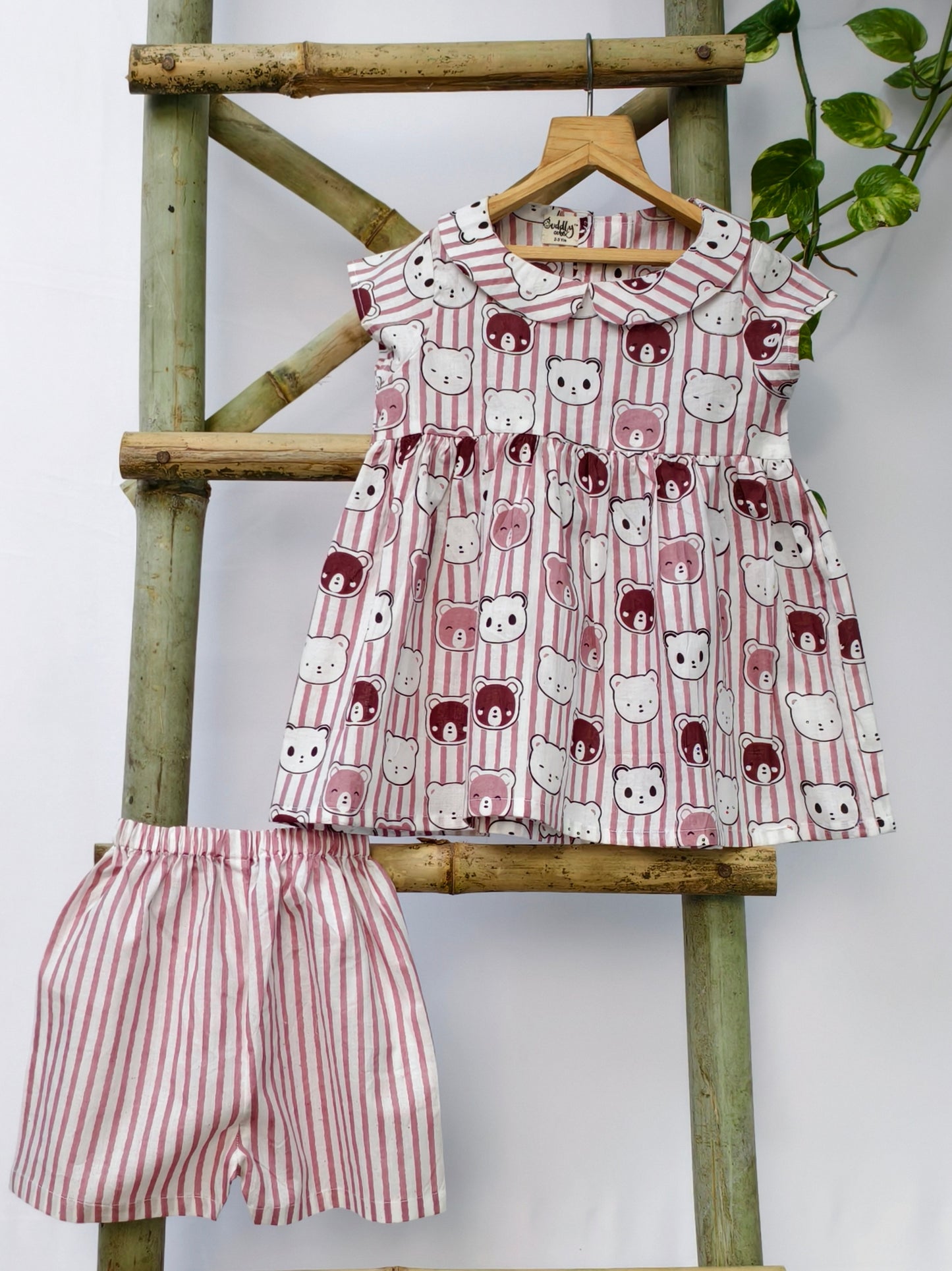 Peekaboo Faces Loungewear Co-ord Set