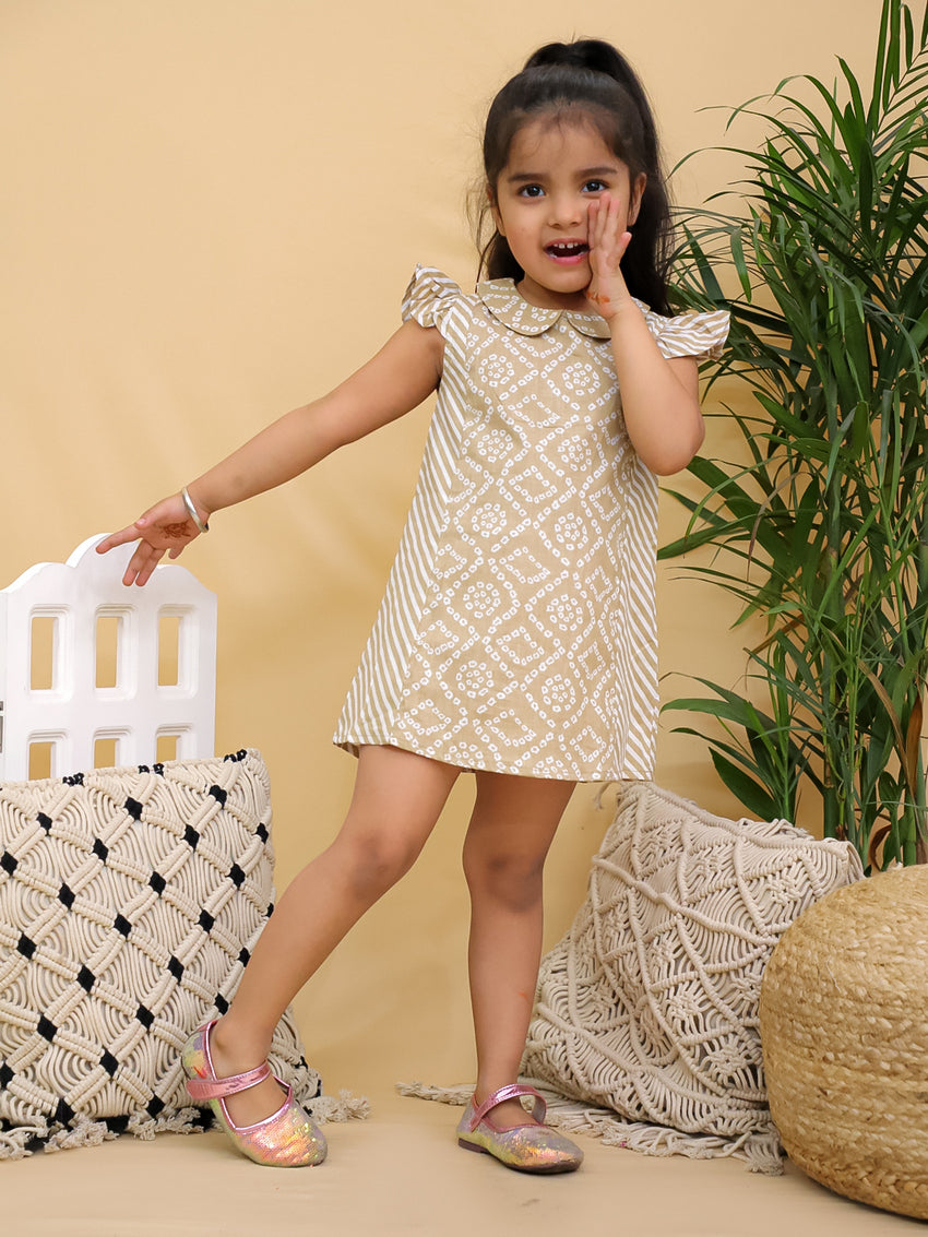 Cuddly Cubs Girls Beige Bandhani Print Flutter Sleeve A-Line Dress