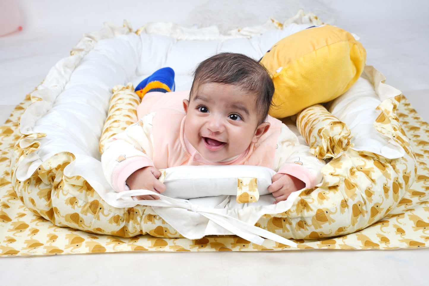 Sunny Elephant Snuggles Cotton Gaddi Set