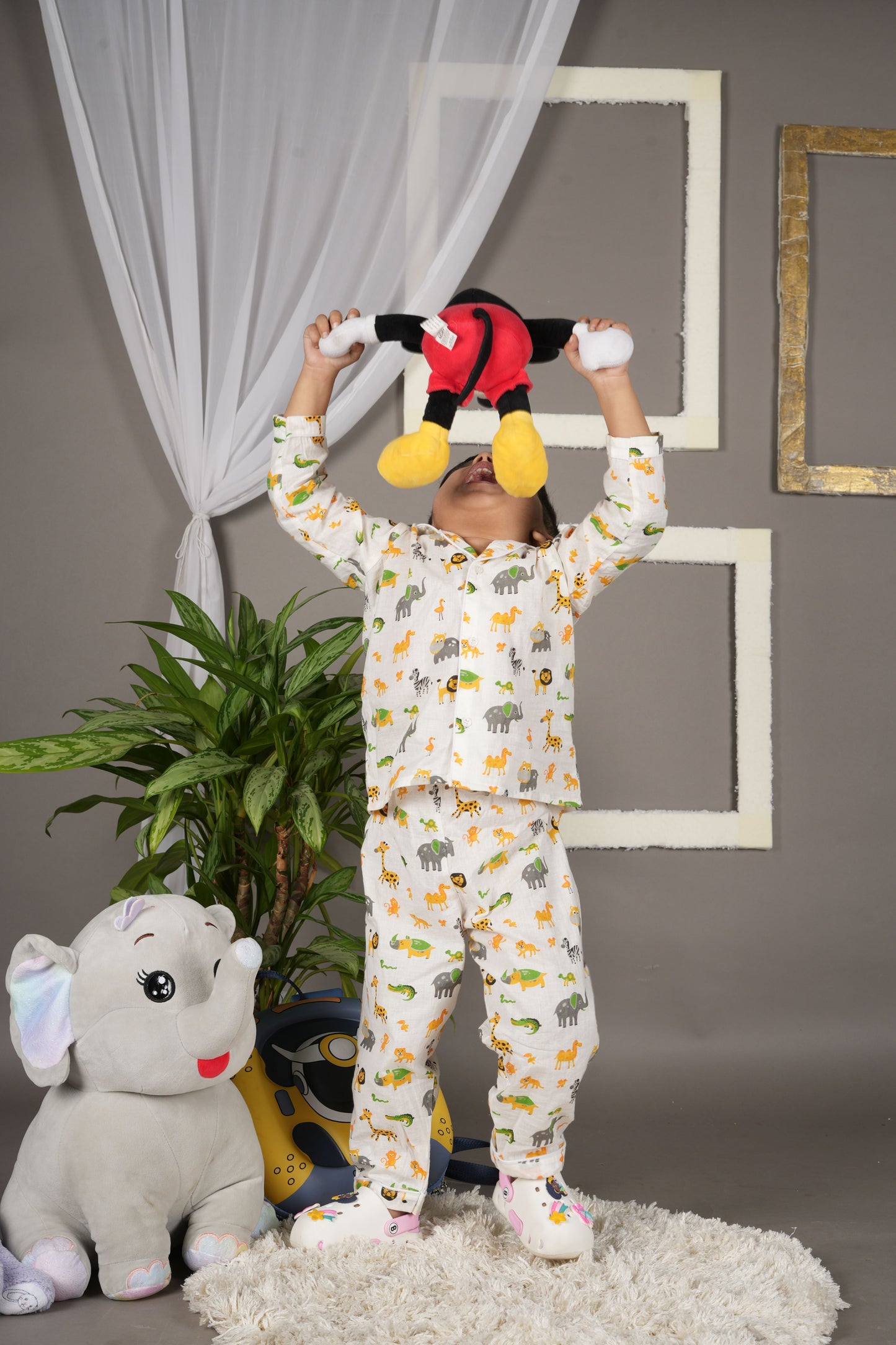 Wild Whispers Nightsuit (Mul Cotton)