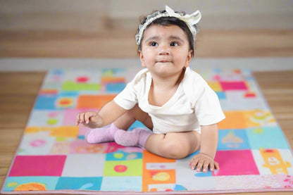 Snuggles & Stars – Baby’s First Year Wardrobe (Unisex) [Set of 4]