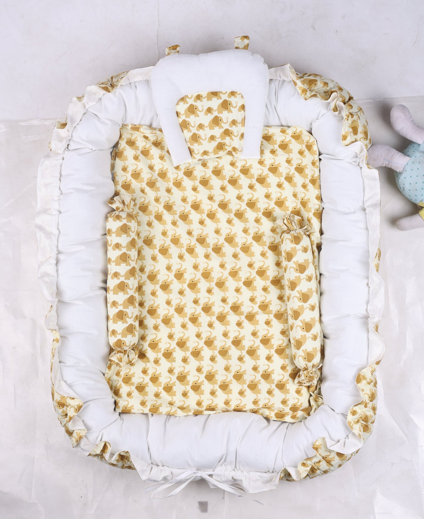 Sunny Elephant Snuggles Cotton Gaddi Set
