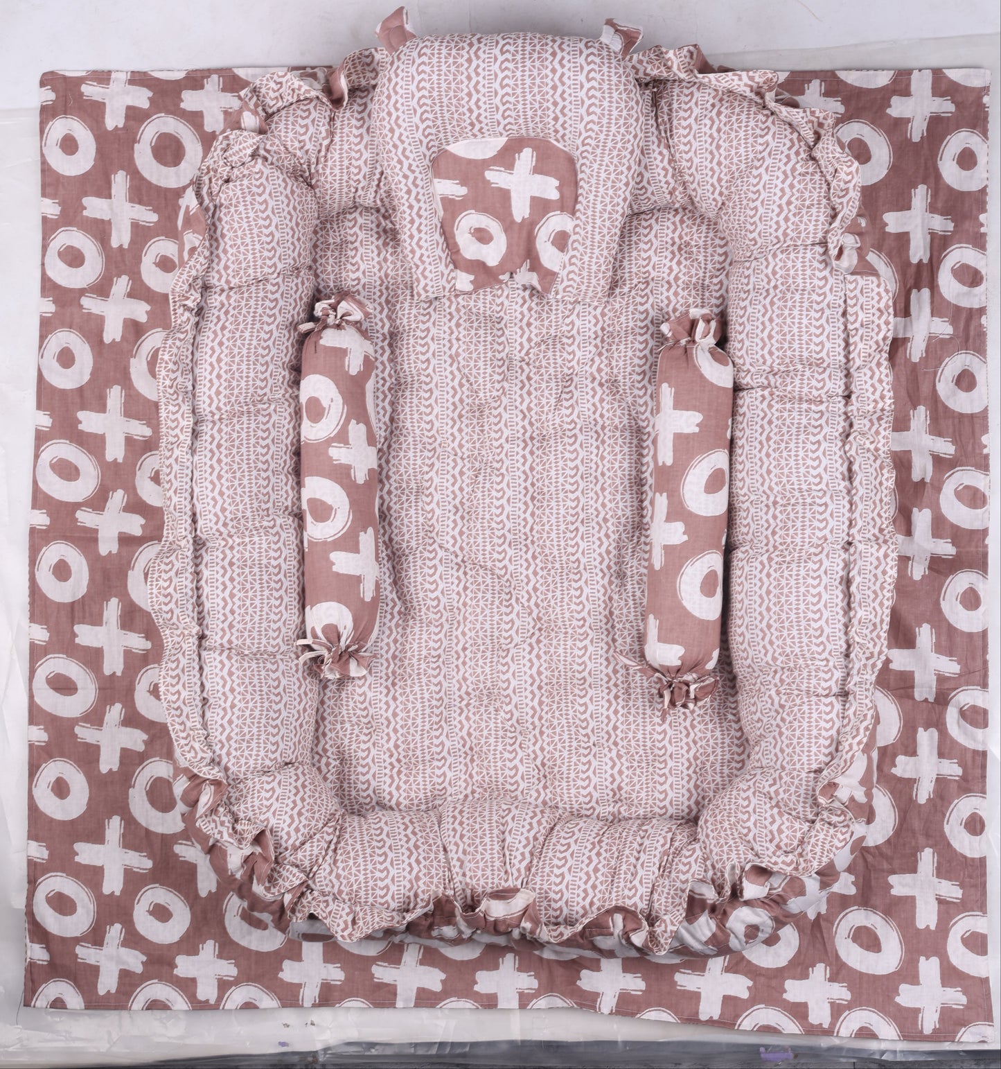 Cocoa Crisscross Comfort Cotton Gaddi Set