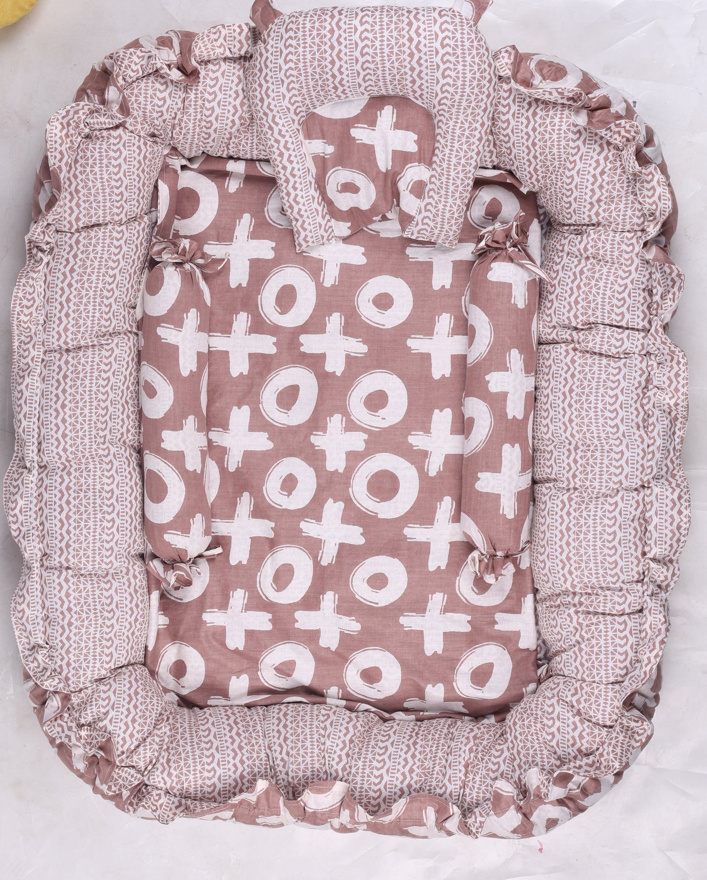 Cocoa Crisscross Comfort Cotton Gaddi Set
