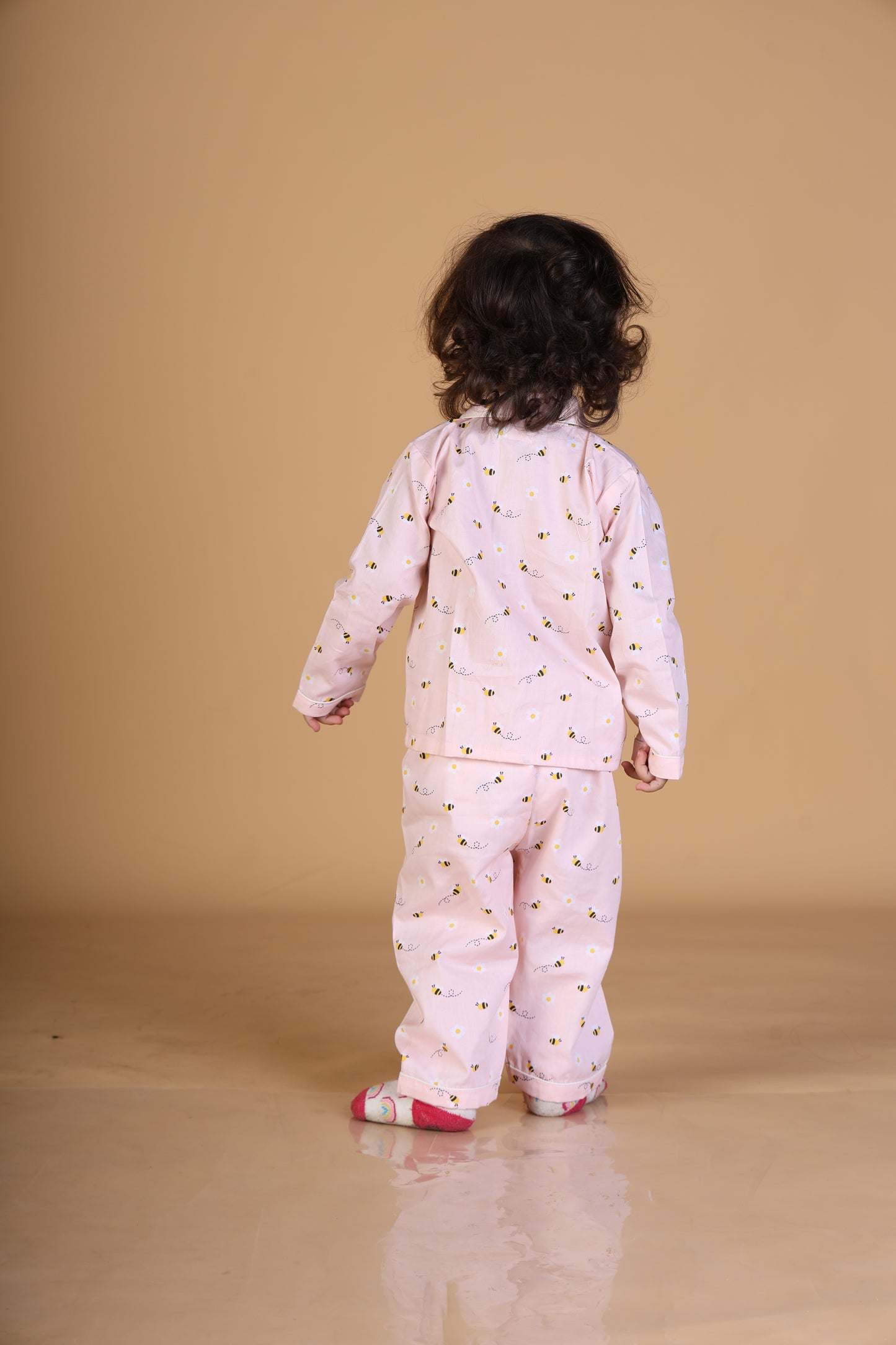 Buzzing Dreams Night Suit