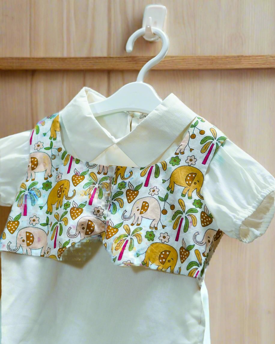 Tiny Tuskers Short Jacket Top: Close up